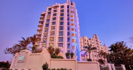 Suncoast Hotel & Towers Отели в г. Дурбан