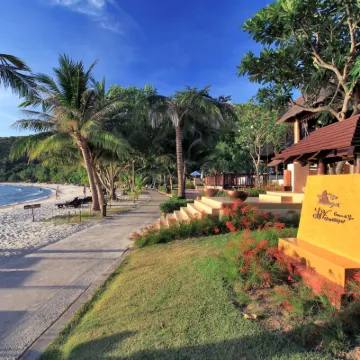 Le Vimarn Cottages & Spa Отели рядом с достопримечательностью «Ао-Прао»