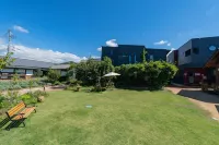 L-Base Hotels in Shiojiri