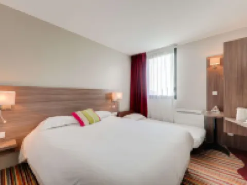Brit Hotel Dieppe โรงแรมในดิแยป