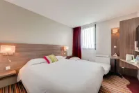Brit Hotel Dieppe Hotels in Greges