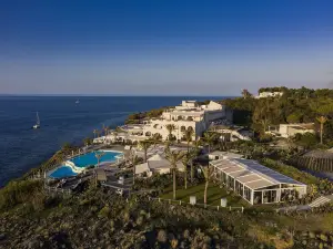 Therasia Resort Sea and Spa - the Leading Hotels of the World