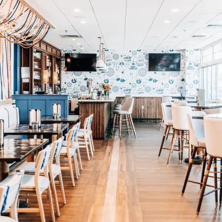 Salem Waterfront Hotel & Suites