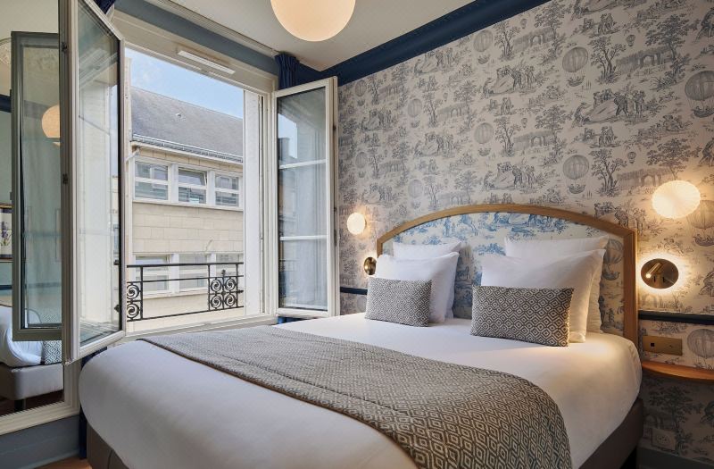 Hotel de Neuve by Happyculture