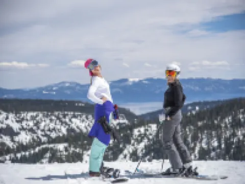 Everline Resort and Spa, Lake Tahoe Hotels in Olympic Valley