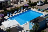 Hotel River Fronte Mare Con Piscina