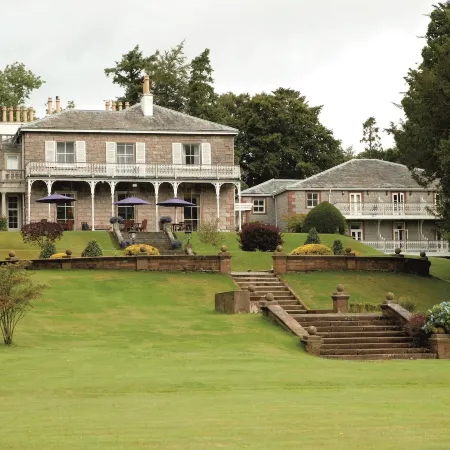 Macdonald Leeming House