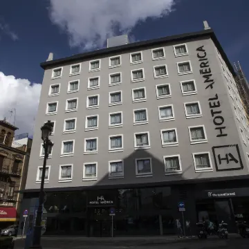 Hotel América Sevilla Hoteles cerca de Edificio Expo