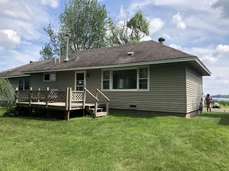 3-Bedroom Lakefront House