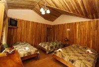 Historias Lodge - balcony