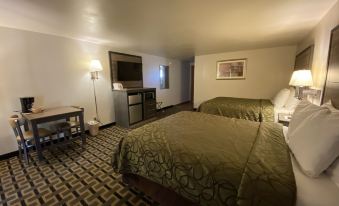 Motel in the Pines