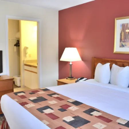 Cresthill Suites Syracuse