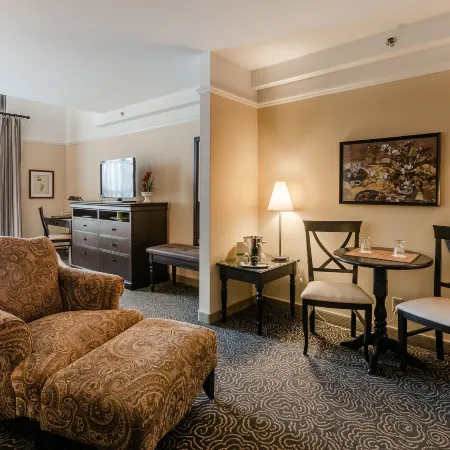 Le St-Martin Hotel & Suites