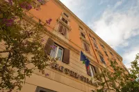 Hotel Silla Hotels near Piazza del Risorgimento