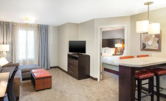 Staybridge Suites Denver - Central Park