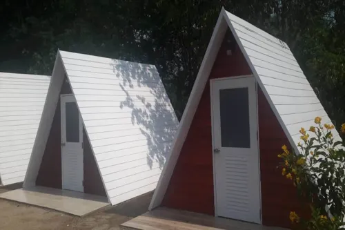 Sports Bar & Resort Hotels in Pak Chong District