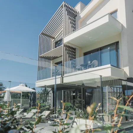 Serenity Suites