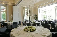 Hotel Vitznauerhof - Lifestyle Hideaway at Lake Lucerne Các khách sạn ở Emmetten