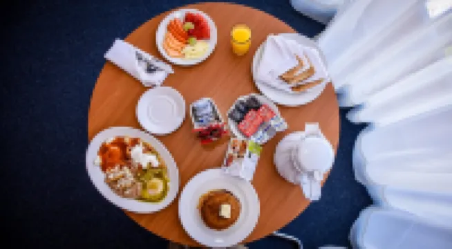 Hotel Real Plaza - Breakfast