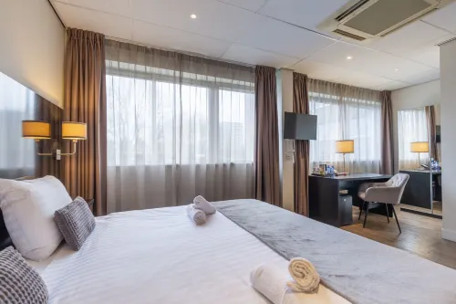 New West Inn Amsterdam Hotels in Zwanenburg