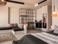 More Meni City Beach Rhodes Hotels near شاطئ إيلي