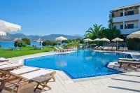 Porto Ligia - piscina