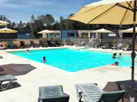Terres de France - le Domaine du Moulin Neuf Hotels in Malansac