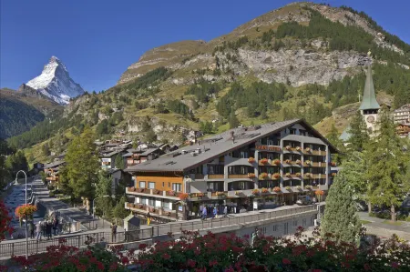 Hotel Antika Отели рядом с достопримечательностью «Горнерграт»