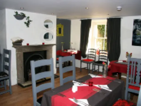 Hollybush Inn Hotels in Hexham