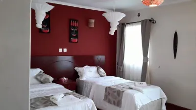 Jabali Country Lodge Hotels near Omosasa park site
