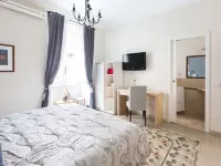 B&B Calamatta Hotels near Ara Pacis