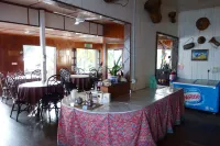 Seaside Travellers Inn - breakfast