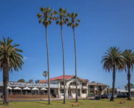 Bermagui Beach Hotel