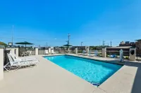 Quality Inn Marshall - Pool