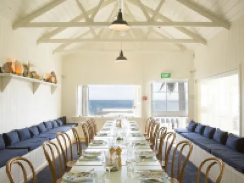 The Oyster Inn Hotels in Waiheke Island