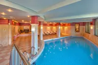 Hotel Club Central - Pools
