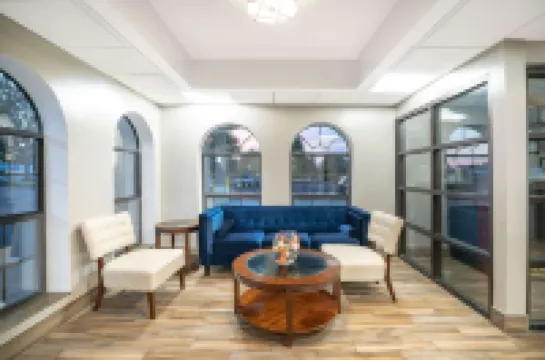 ซุปเปอร์ 8 บายวินด์แฮม เมอร์ฟรีส์โบโร