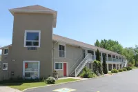 사가 리조트 Clearview Community Church - Stayner Campus 주변 호텔