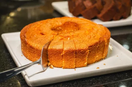 Évora Hotel Отели рядом с достопримечательностью «Hercilio Luz Bridge»