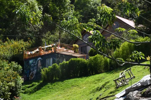 Twelve Hummingbirds Andes Retreat Hotels in Guachapala