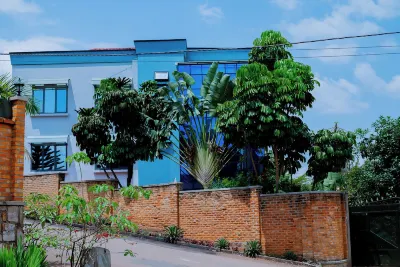 Travel Inn Guest House فنادق في 
