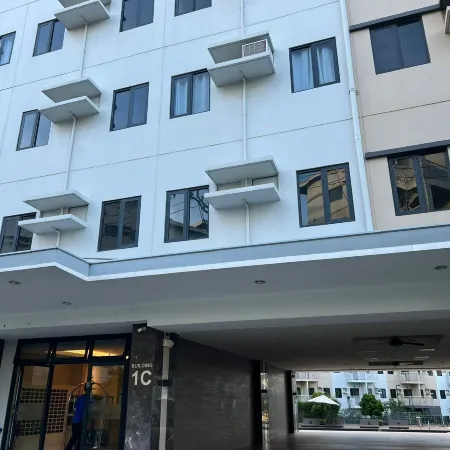 Hill Residence Quezon City Отели рядом с достопримечательностью «СМ City Fairview»
