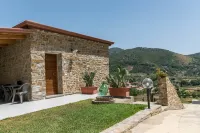 Country House l'Antica Pietra Hotels in Perdifumo