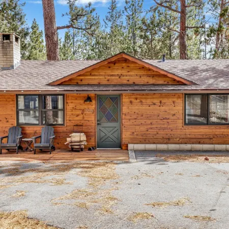 Bruin Chalet #2464
