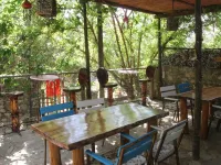 老達喀爾咖啡廳旅館 達特恰住宿飯店