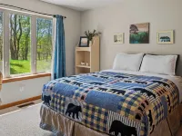 Mountain Hideout by AvantStay Hotels in Penn Forest Township
