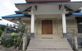 Hotel Sinar Tambolaka