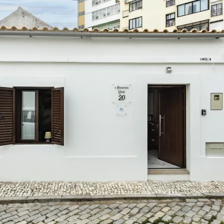 Alca Arias Suite 20