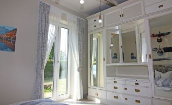 Apartment Near Baltic Sea with Sauna & Terrace