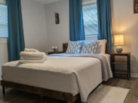 Tropical Florida Dream House Hotels in Riverview